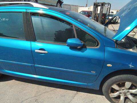 Foto 2ª: Puerta Delantera Derecha Peugeot 307 SW PACK 136CV 100KW [RHR] (2006)