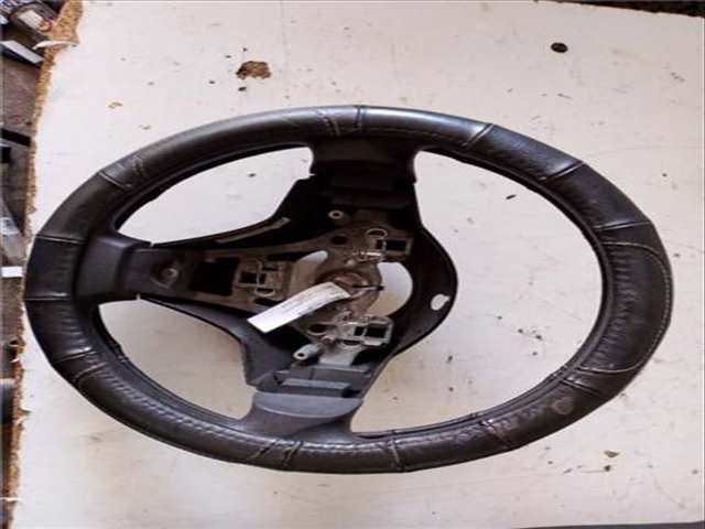 Volante Toyota Yaris 1.3 BASICO [1.3 LTR. 64KW CAT]