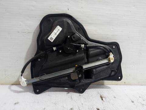 Elevalunas Manual Trasero Derecho Mazda 3 CENTER-LINE 150CV