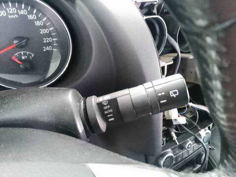 Mando Multifuncion Nissan Qashqai ACENTA 141CV 104KW