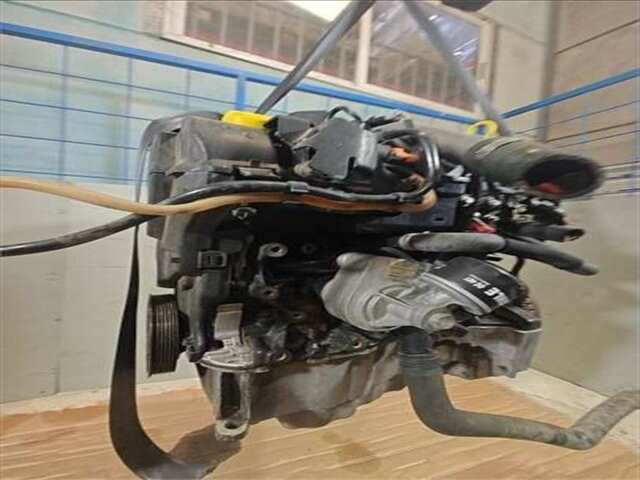 Foto 2ª: Motor Completo Renault Clio 1.5 EMOTION [1.5 LTR. - 50 KW DCI DIESEL] [K9K 768]