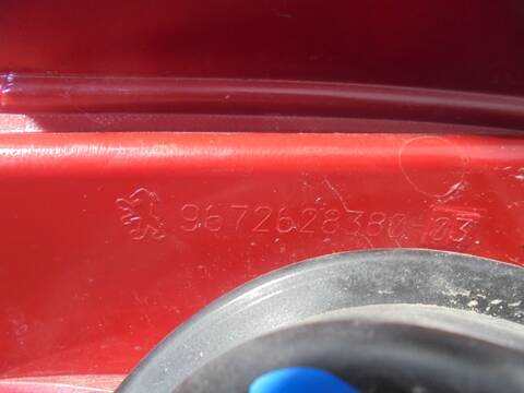 Foto 3ª: Piloto Trasero Derecho Peugeot 208 1.6 16V HDI FAP 92CV 68KW [9H06] (2014)