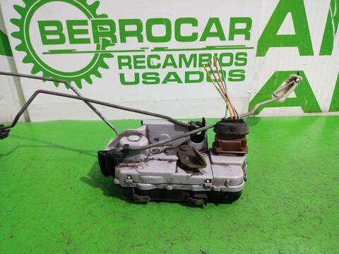 Foto 2ª: Cerradura Puerta Trasera Izquierda Citroen Xsara 1.9 D SX 68CV [DJYXUD9A] (1997)