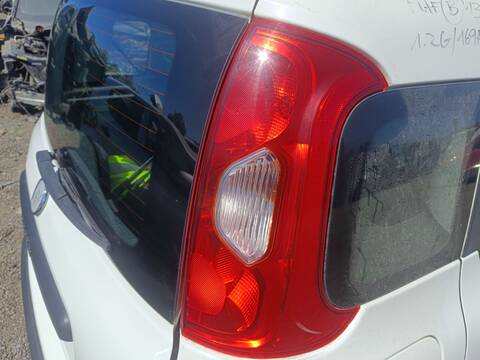Piloto Trasero Derecho Fiat Panda 1.2 G 69CV 51KW 519) VAN 169A4000
