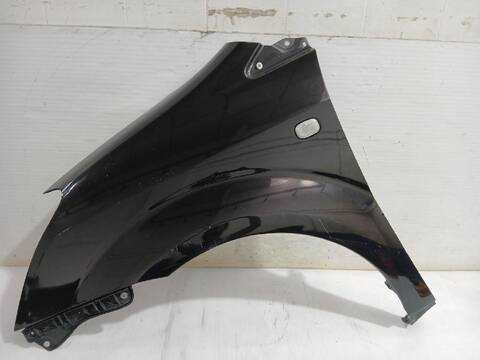 Foto 2ª: Aleta Delantera Izquierda Toyota Corolla 2.2 D-4D AUR10_) 177CV [2AD-FHV] (2004)