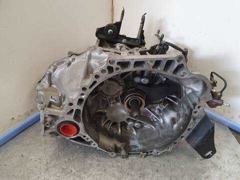 Caja Cambios Toyota Avensis 2.0 D4-D EXECUTIVE SEDAN 4-PTAS) BERLINA 126CV 93KW