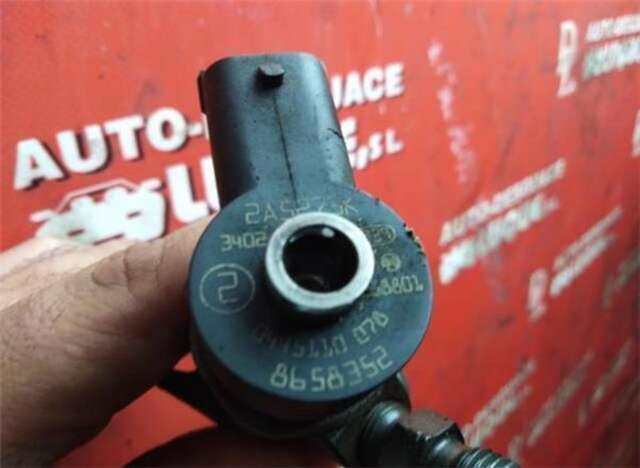 Inyectores Volvo XC 90 2.4 D MOMENTUM GEARTRONIC (5 ASIENTOS) [2.4 LTR. - 120 KW DIESEL CAT]