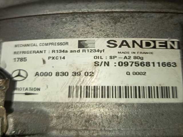 Foto 3ª: Compresor Aire Acondicionado Mercedes Marco Polo 220 CDI 4-MATIC 447.703 447.813) (2015)