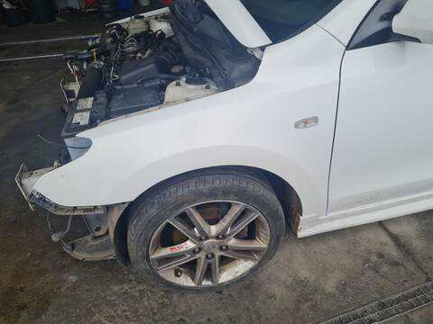 Aleta Delantera Izquierda Hyundai i30 PREMIUM 140CV 103KW