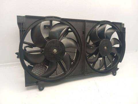 Foto 2ª: Electroventilador Nissan Leaf N-CONNECTA 150CV 110KW [EM57] (2018)