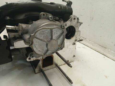 Foto 3ª: Culata Volvo C30 2.0 DIESEL CAT 136CV 100KW (2008)