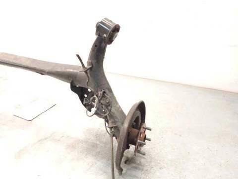 Foto 3ª: Puente Trasero Toyota Yaris ACTIVE 69CV 51KW [1KRFE] (2013)