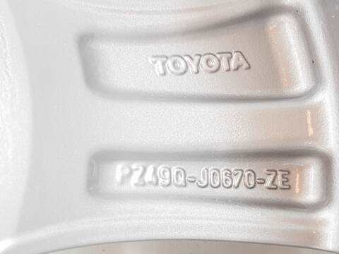 Foto 3ª: LLanta Aleacion Toyota Land Cruiser GX (2010)