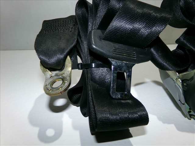 Foto 4ª: Cinturón Trasero Central Audi A4 2.0 TDI 2004-2007 [BRE] (2006)