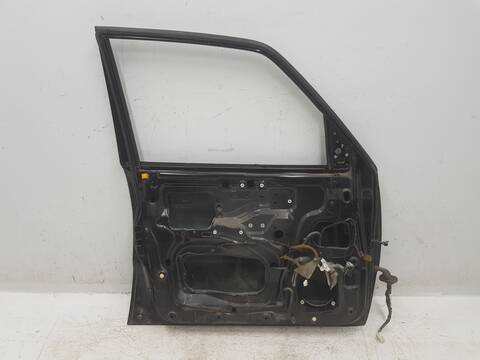 Foto 3ª: Puerta Delantera Izquierda Mitsubishi Montero 3.2 DI-D GLS KAITEKI 5-PTAS.) 75CV 55KW (2001)