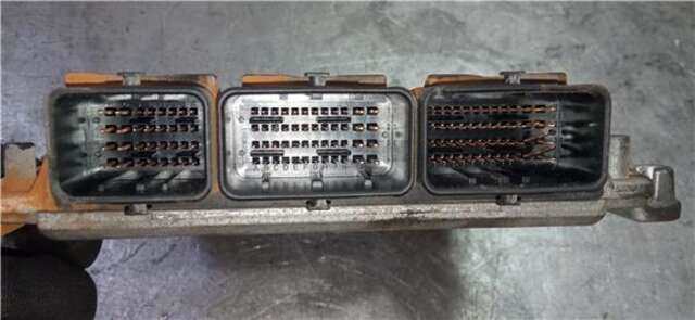 Foto 3ª: Centralita Motor ECU Renault Trafic 1.9D DCI 100CV [F9Q 760]