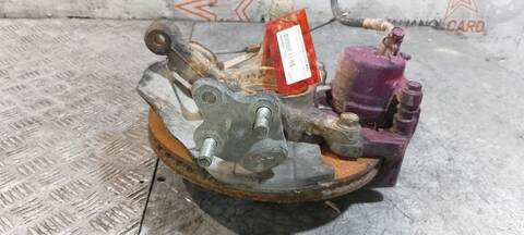 Foto 4ª: Mangueta Delantera Izquierda Toyota Rav4 2.0 D-4D EXECUTIVE 4X4 2003 ) 116CV 85KW [1CDFTV] (2005)