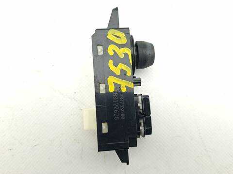 Foto 3ª: Mando Multifuncion Peugeot 208 ACCESS 68CV 50KW [8H01] (2012)