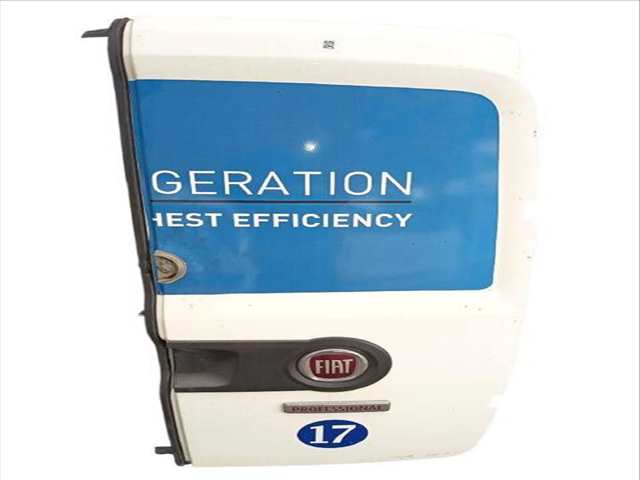 Foto 3ª: Puerta Trasera Derecha Fiat Doblo 1.3 D MULTIJET 263WXU1A 263ZXU1A 263WYB1A 263ZYB1A) (2010)