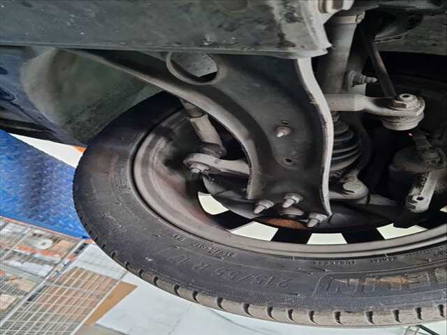 Brazo Suspension Delantero Izquierdo Volkswagen Touran SPORT BMT 150CV 110KW