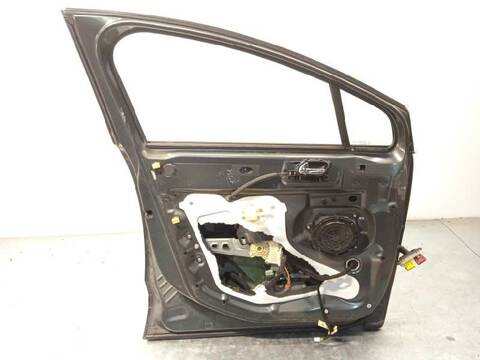 Foto 4ª: Puerta Delantera Izquierda Peugeot 5008 ALLURE 114CV 84KW [9H05] (2013)