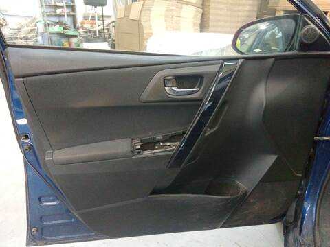 Tapizados Cartoneras Toyota Auris 1.6 D4-D WWE185_) 112CV 82KW