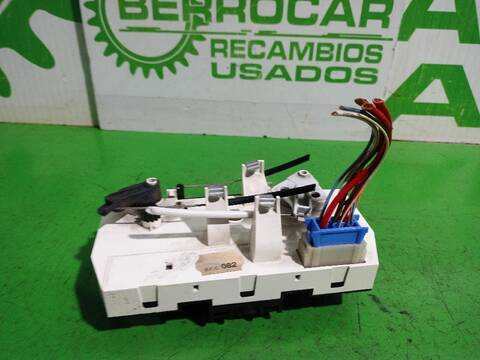 Foto 2ª: Mando Calefacción A. A. Peugeot 206 E-MUSIC 75CV (1998)