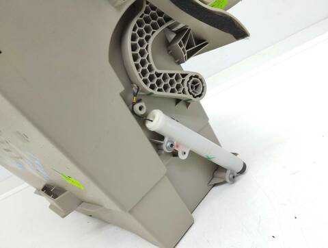 Foto 4ª: Guantera Ford C Max 1.6 ECOBOOST CAT 150CV 110KW GRAND [JQDB] (2013)