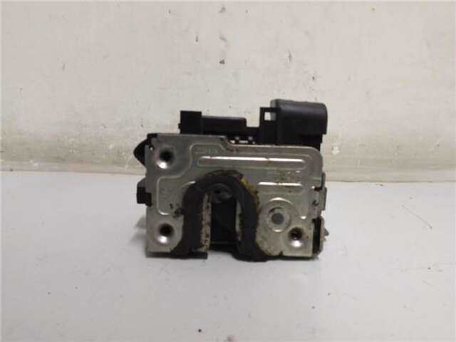 Cerradura Puerta Delantera Izquierda Dacia Sandero 1.4 (75 CV)