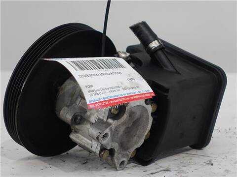 Foto 2ª: Bomba Servodireccion Bmw Serie 3 315 2.0 320D BERLINA 136CV 100KW [M47 D20 (20 4 D1)] (2000)