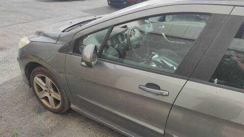 Puerta Delantera Izquierda Peugeot 308 RHR