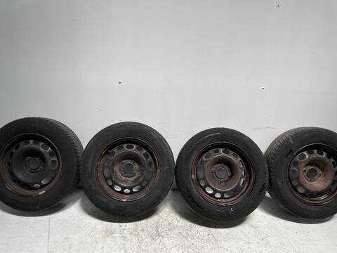 Juego LLantas Peugeot 308 ENVY 112CV