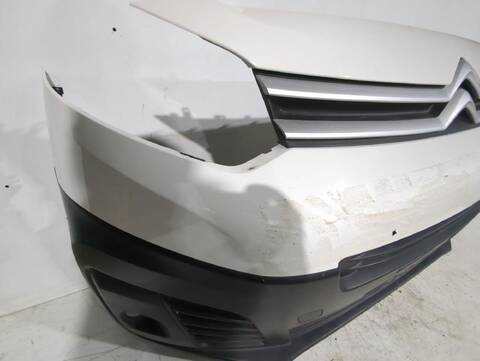 Foto 2ª: Paragolpes Delantero Citroen Jumpy 1.5 BLUEHDI 100 102CV [YHR (DV5RUCD)] (2016)