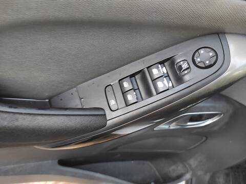 Botonera Elevalunas Citroen C4 AH01 PICASSO