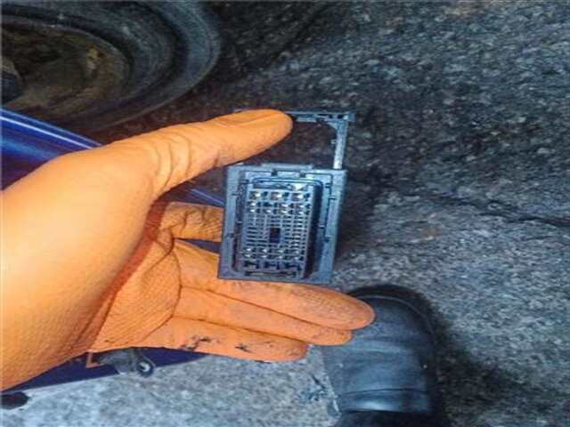 Foto 3ª: Puerta Delantera Izquierda Hyundai Tucson 1.6 ESSENCE 2WD [1.6 LTR. - 85 KW CRDI CAT (1598 CM3)] [D4FE]