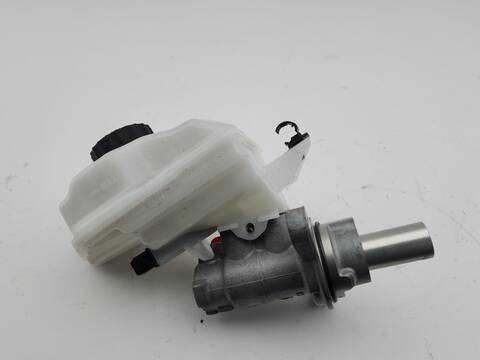 Foto 2ª: Bomba Freno Toyota Yaris MXPJ1) 1.5 HYBRID 92CV [M15A] (2024)