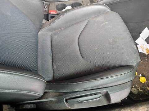 Foto 2ª: Asiento Delantero Derecho Seat Leon STYLE 110CV 81KW [CXXB] (2016)