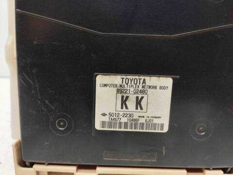 Foto 4ª: Caja Reles Fusibles Toyota Auris 1.8 16V HIBRIDO) 99CV 73KW [2ZR] (2016)