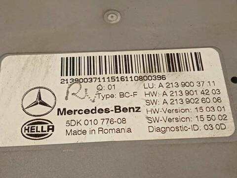 Foto 4ª: Caja Reles Fusibles Mercedes Clase E 180 E 220 D 213.204) 194CV 143KW FAMILIAR [654920] (2017)