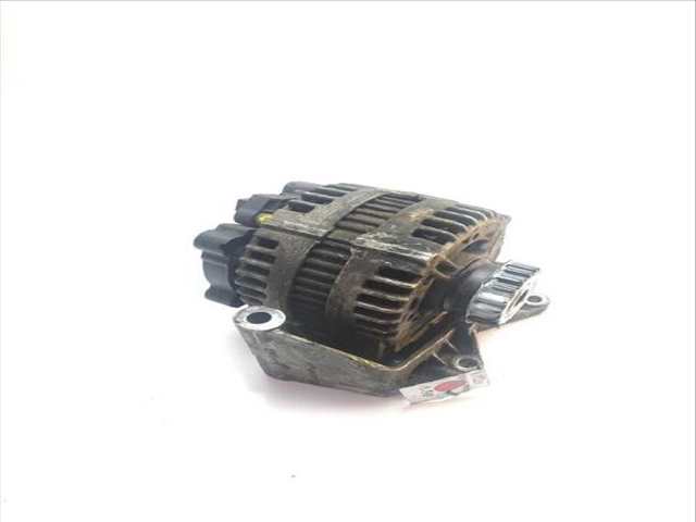Foto 2ª: Alternador Volkswagen Transporter 2.5 TDI AUT. 130CV FURGONETA (2003)