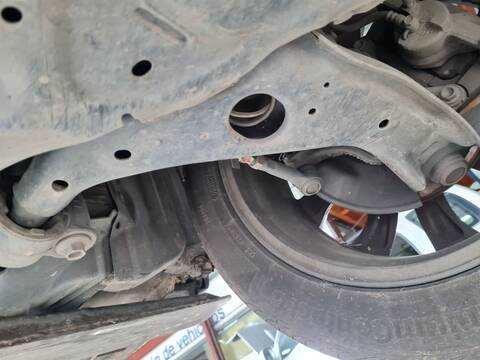 Brazo Suspension Delantero Izquierdo Mazda CX5 CENTER-LINE AWD