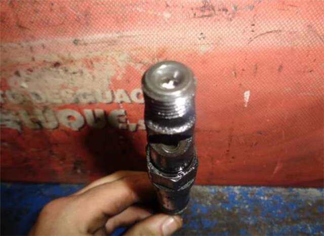 Inyectores Ford Transit 2.4 FT 330 2.4 [2.4 LTR. - 92 KW TDE CAT] FURGON CORTO (FY)(2000 _)