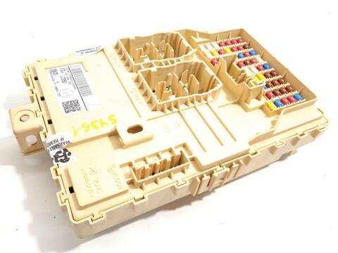 Foto 2ª: Caja Reles Fusibles Kia Xceed 1.5 T-GDI 160CV 118KW [G4LK] (2021)