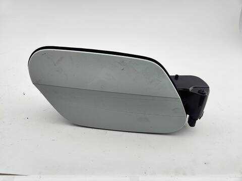 Tapa Exterior Combustible Volkswagen Golf LIFE 116CV 85KW