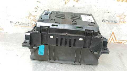 Foto 3ª: Pantalla Multifuncion Opel Zafira ENERGY 110CV 81KW [A17DTJ] (2011)