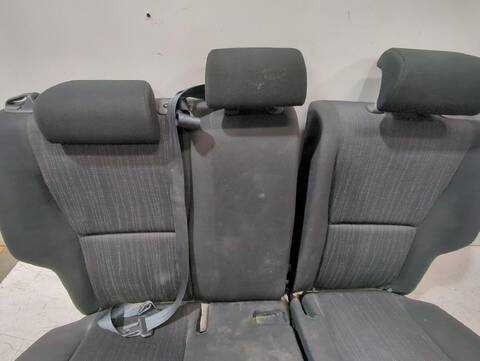 Foto 3ª: Asientos Traseros Toyota Auris 1.33 DUAL-VVTI NRE150_) 101CV [1NR-FE] (2006)