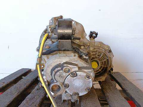 Foto 2ª: Caja Cambios Nissan Primera VISIA 1.8 16V CAT 116CV (2001)