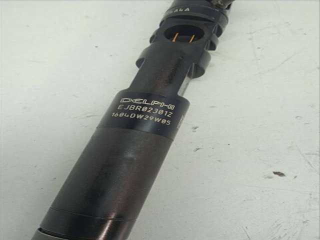 Foto 2ª: Inyectores Kia Carnival 2.9 CDRI EX 144CV 106KW [J3] (2003)