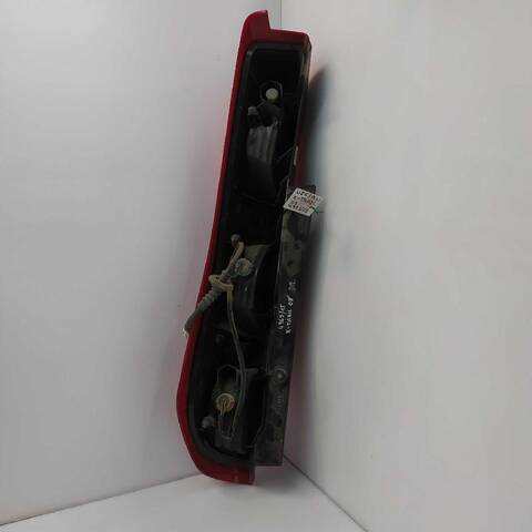 Foto 2ª: Piloto Trasero Derecho Nissan X-Trail 2.2 DCI 4X4 (2001)