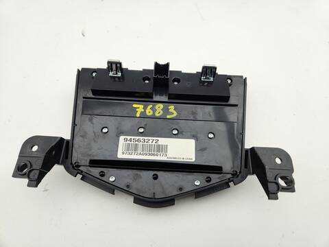 Foto 2ª: Mando Multifuncion Chevrolet Cruze LT 150CV 110KW [Z20S1] (2010)